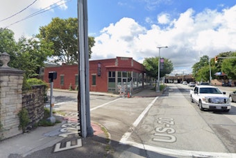 Cleveland 'Night Before' Bash Cracks Open Rare David E. Davis Art Trove