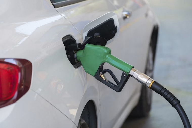 Columbus Gas Prices Near Record $4 Average Just Ahead of Labor Day