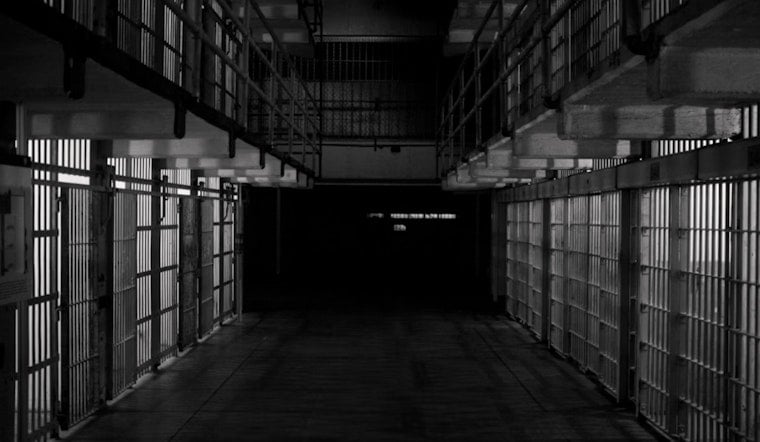 Convicted Illinois Sex Offender Gets 10 More Months for Wisconsin Halfway House Escape
