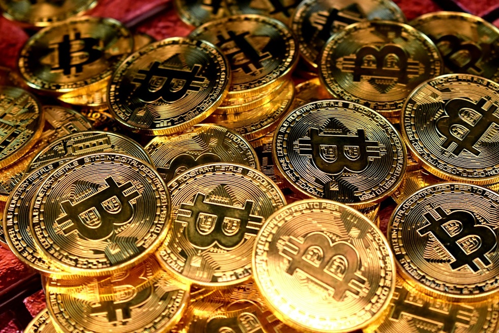 Cornelius Firm Trades 95% Control For $200M in Bitcoin to Dodge Delisting