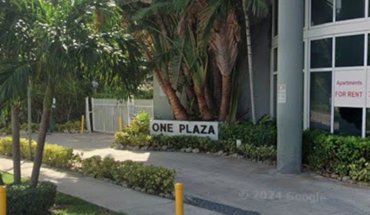 Crane Top Crashes Into Brickell Pool as Miami Officials Probe Assembly Failure