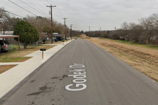 Cyclist Shot in Leg by Passing SUV on San Antonio's Southwest Side