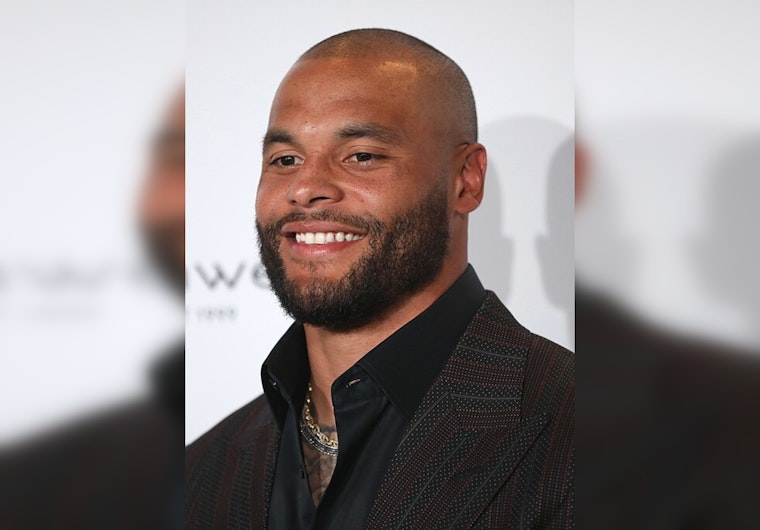 Dak Prescott Gets Emotional Over Fan's Hat Honoring Brother Jace
