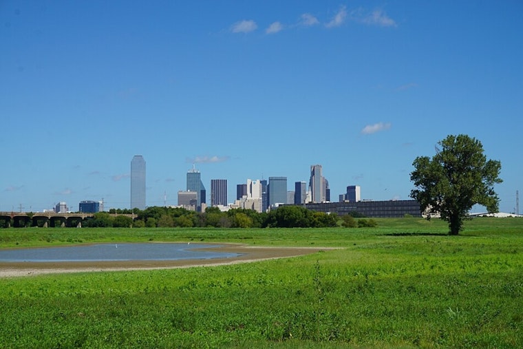 Dallas Sizzles as 100-Degree Heat, Ozone Alert Choke DFW