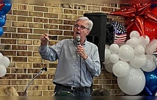 Dan Patrick Wants One Vulgar Book to Cost Texas Schools a Letter Grade