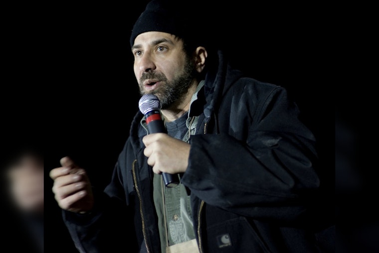 Dave Attell Brings Decades of Raunchy Riffs to Riverwind Casino Friday Night