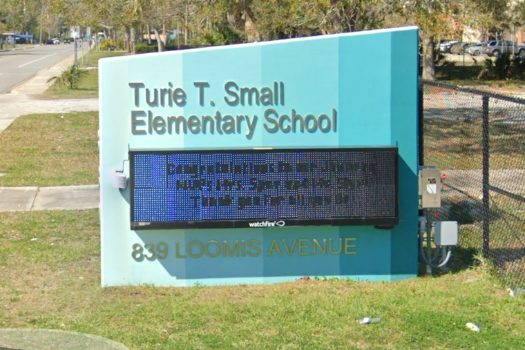 Daytona Beach Mom Punches Teacher, Principal Over School Entry Rule