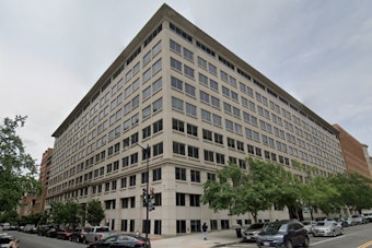 DC Man, 21, Admits to Gunpoint Carjacking Spree Across Three Jurisdictions