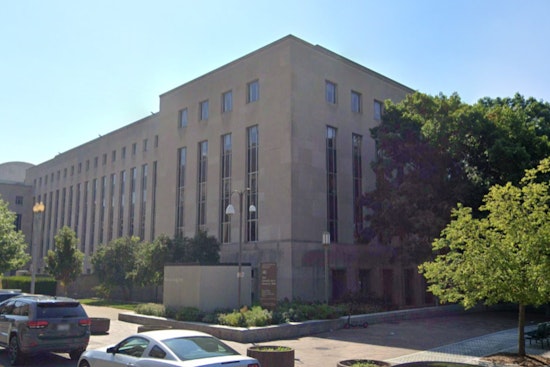 DC Robbery Trial Jury Finds Drugs, Foreign Cash Hidden in Evidence Jacket