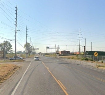 Deadly Solo Crash Prompts Drivers To Avoid St. Louis’ North Broadway Near I-70