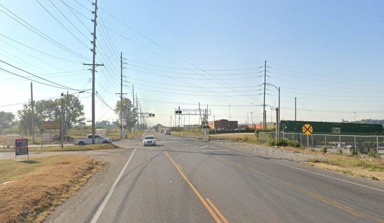 Deadly Solo Crash Prompts Drivers To Avoid St. Louis’ North Broadway Near I-70