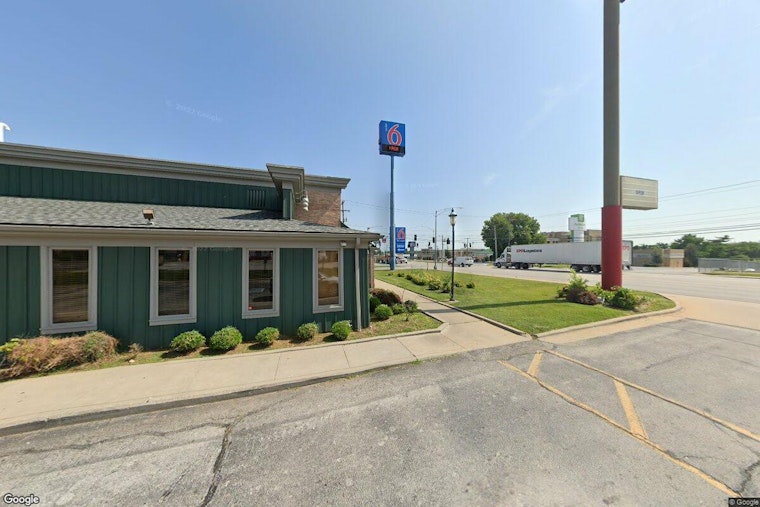 Denny's Set to Take Over Former Wings Etc. Spot on Glenstone Avenue