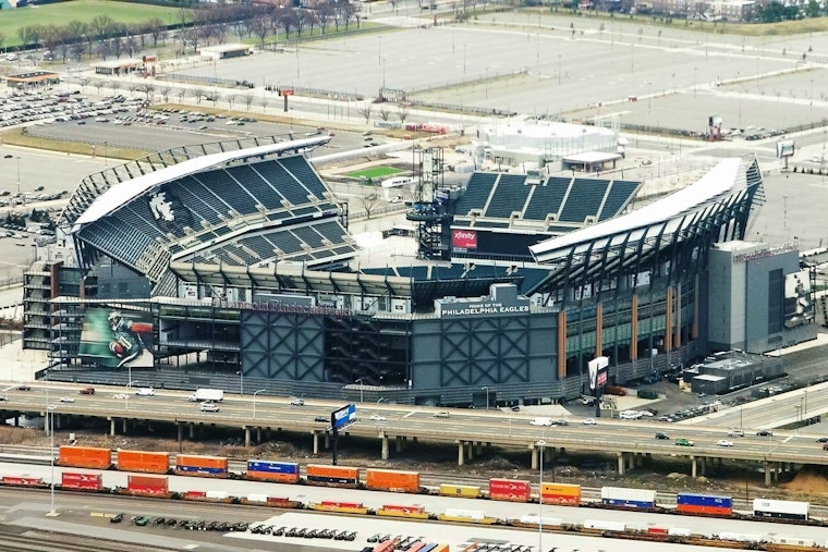 DeSean Jackson, Michael Vick Bring Rivalry Back to Lincoln Financial Field