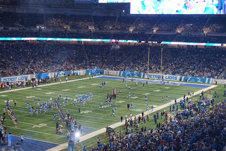 Detroit Lions Tailgating Gear Gets a 32-Piece Abercrombie Glow-Up