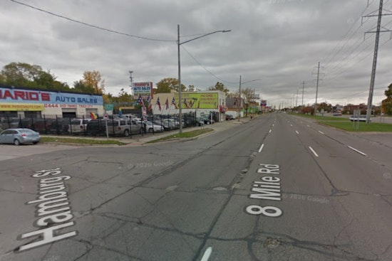 Detroit Motorcyclist in 40s Killed as Driver Runs Red Light on 8 Mile