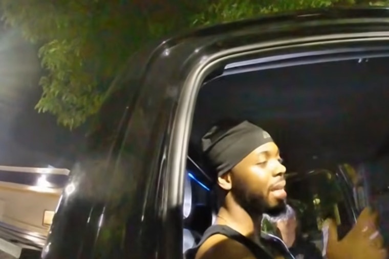 Detroit PIO Officer Found Passed Out Drunk in Running Squad Truck at White Castle