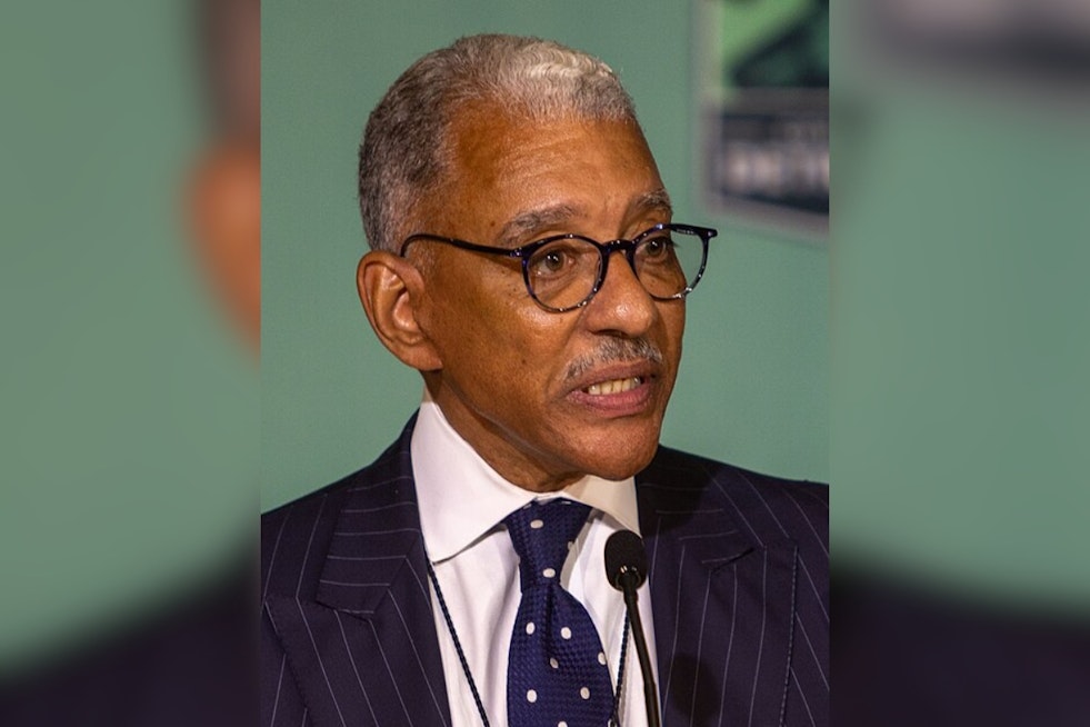 Detroit's Top Lawyer Faces Ethics Questions Over $1.8M Lear Corp Ties