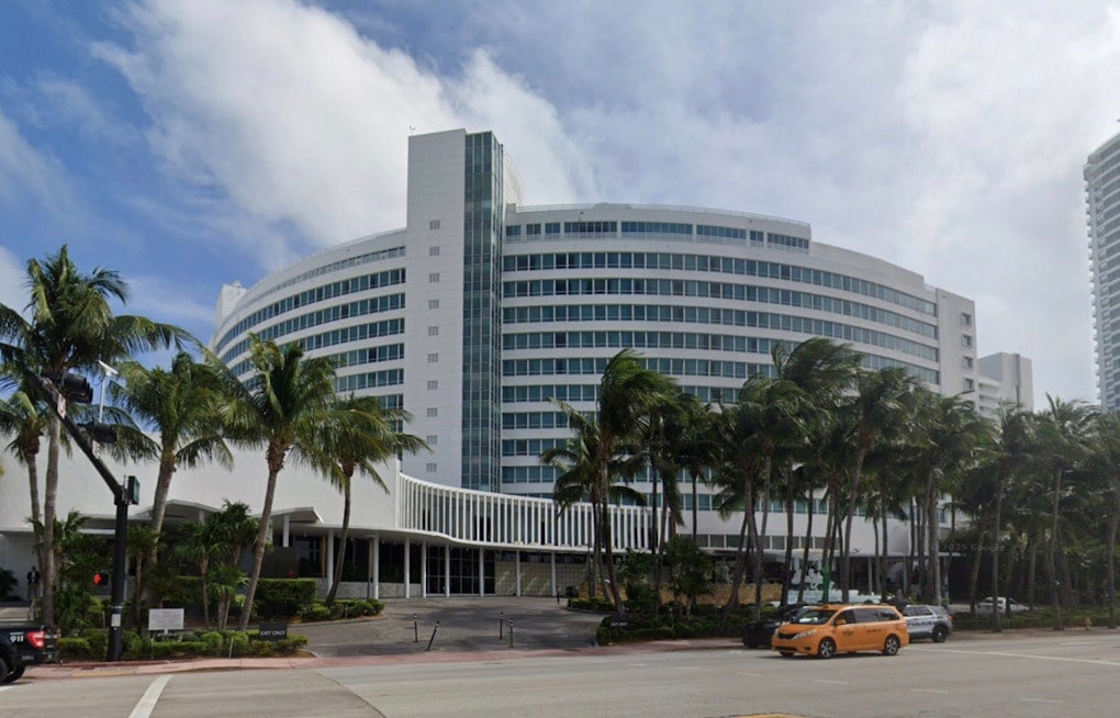 Disbarred Lawyer Fights Fontainebleau Water Park, Says His Dog and Kids Will Suffer