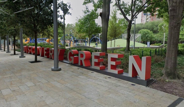 Discovery Green Lights Up Downtown Houston With Its First-Ever Diwali Festival