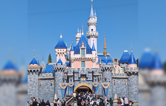 Disneyland Sets 2026 Holiday Dates as Anaheim Chases 30 Million Visitors
