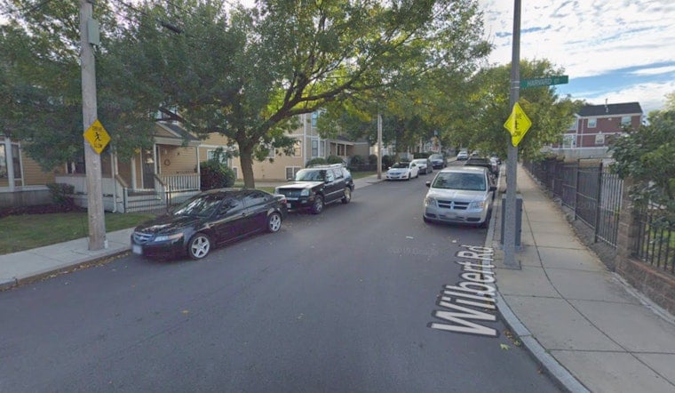 Dorchester Stabbing Leaves Man Gravely Hurt, Homicide Unit Called In