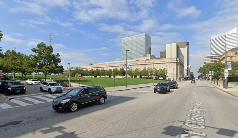 Downtown Cleveland Fills Its Grocery Void With New Mall B Farmers Market