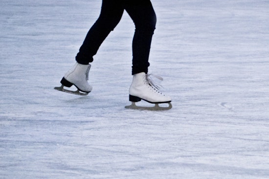 Downtown Hannibal Gets a Winter Ice Rink, Free for All to Skate