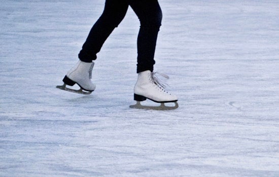 Downtown Hannibal Gets a Winter Ice Rink, Free for All to Skate