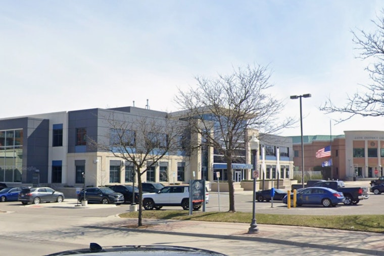 Dream Cruise Brawl Outside Royal Oak's Duggan's Pub Ends With 8 Men Arrested
