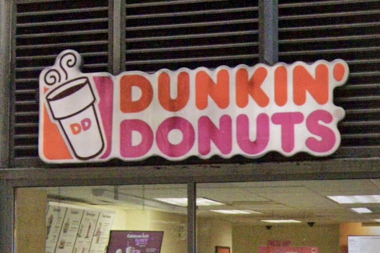 Dunkin' Turns Grand Central Into a Tennis Court With Free US Open Pop-Up
