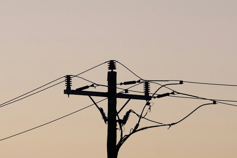 East Chicago Fire Knocks Out Power Again as Gary Enters Second Week in the Dark