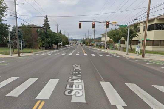 East Portland Pedestrian Dies Days After Late-Night SE Division Crash