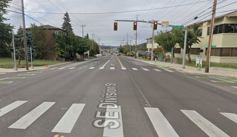 East Portland Pedestrian Dies Days After Late-Night SE Division Crash