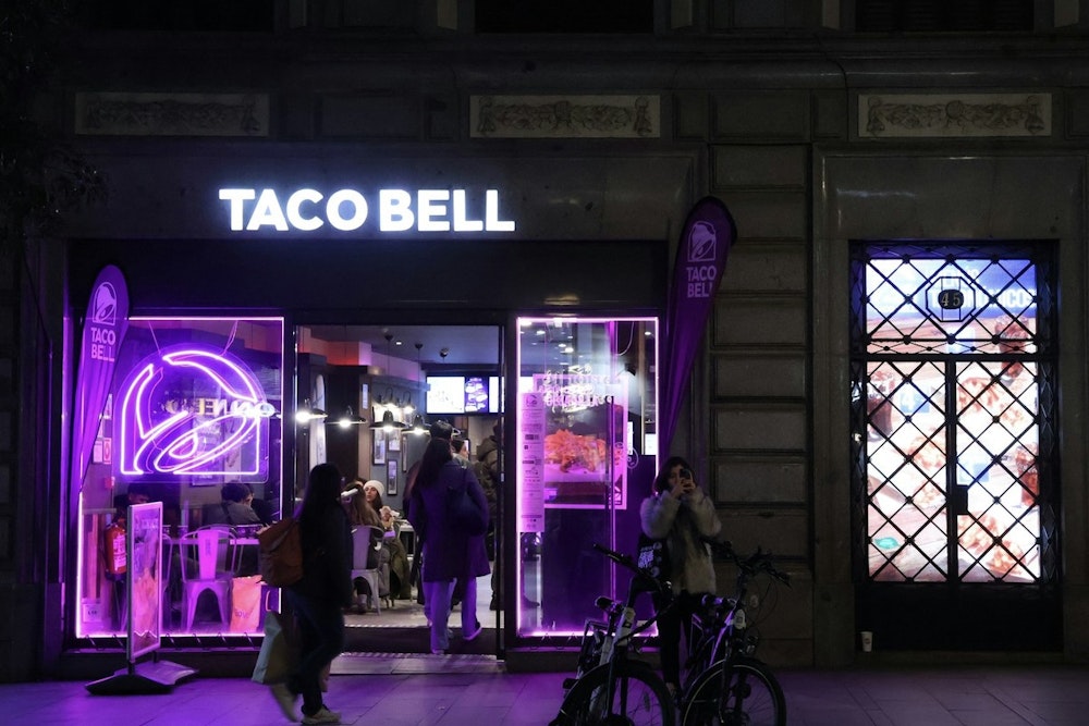 Eastvale Taco Bell to Replace Shuttered Fatburger at Busy Hamner Ave Site