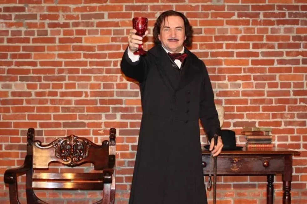 Edgar Allan Poe Returns to Garfield's Mentor Home for Gothic Evening Shows