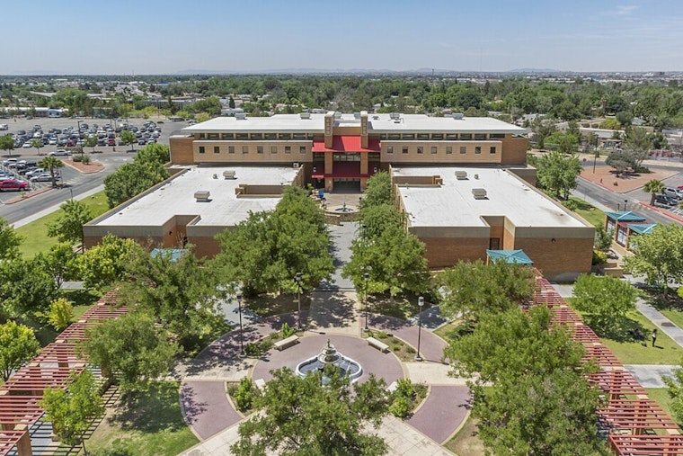 El Paso College Grant Becomes Flashpoint in Abbott-Hinojosa Cost Fight