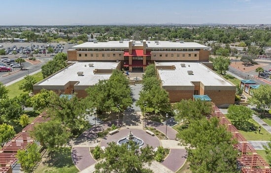 El Paso College Grant Becomes Flashpoint in Abbott-Hinojosa Cost Fight