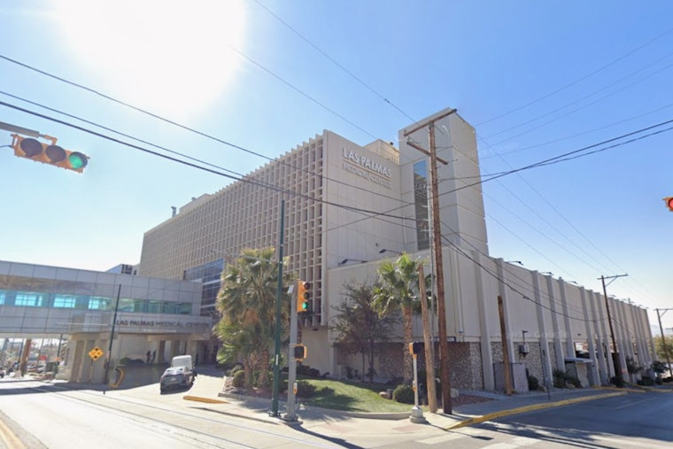 El Paso Hospital Workers Picket HCA, Demand $25 Wage Amid $6.8B Profit