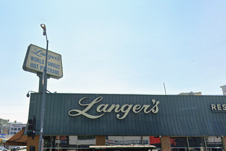 El Paso Man Mails $50 Tip to Langer's Deli in Westlake, Just in Case