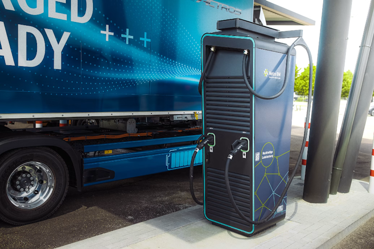 Electric Big Rigs Get Green Light to Run Full I-5 Route From Canada to Mexico