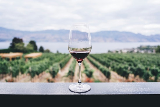 Eleven Fair Play Wineries Pour It On for Labor Day's Red, White and You Weekend