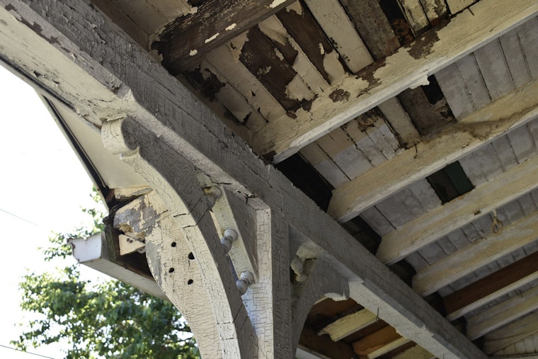 Environmental Groups Sue New York Over Lead Paint Rules They Call Too Weak