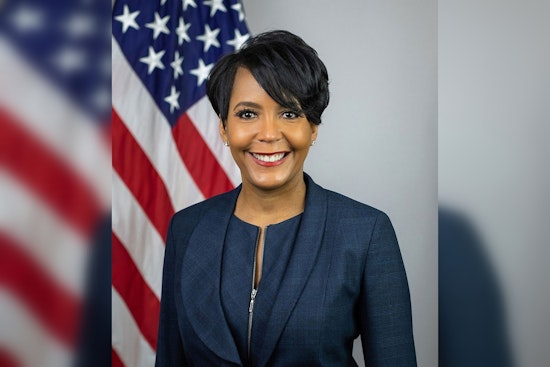 Eric Holder Jumps Into Georgia Map Wars, Backs Atlanta’s Keisha Lance Bottoms for Governor