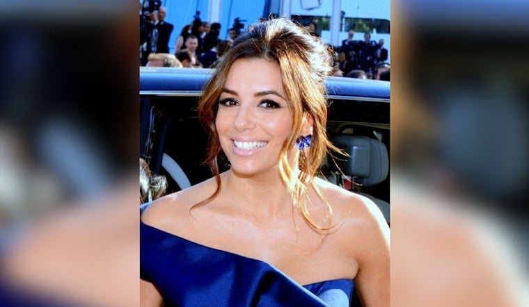 Eva Longoria, DeMarcus Ware Tour Arlington and Dallas for Roku's NFL Hometown Eats