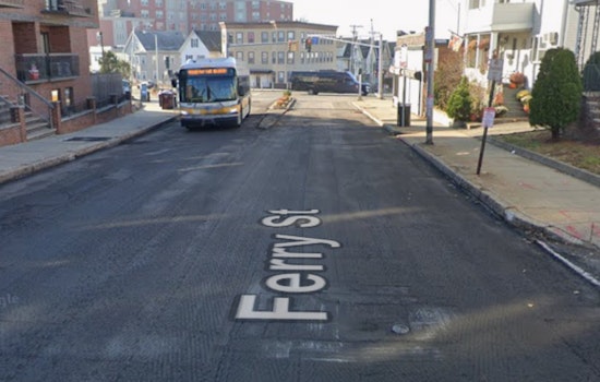Everett Police End Armed Standoff on Ferry Street