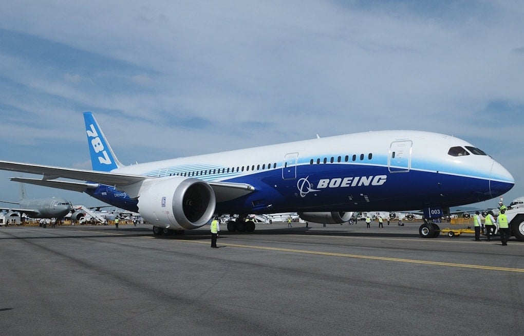 FAA Orders Wing Crack Inspections on 17 US Boeing 787 Dreamliners