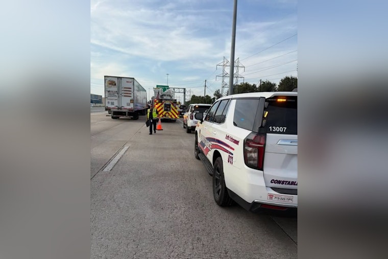 Fatal Crash Shuts Down Hardy Toll Road at East Richey, Drivers Told to Reroute