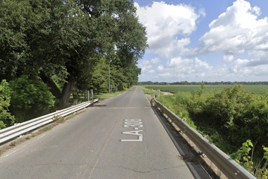 Fatal Crash Shuts Down LA 308 Near Ascension-Assumption Parish Line