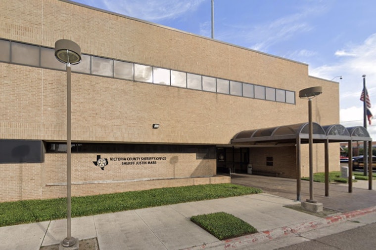 FBI Tracks Victoria Teen to Bus Stop Over Middle School Threat Post