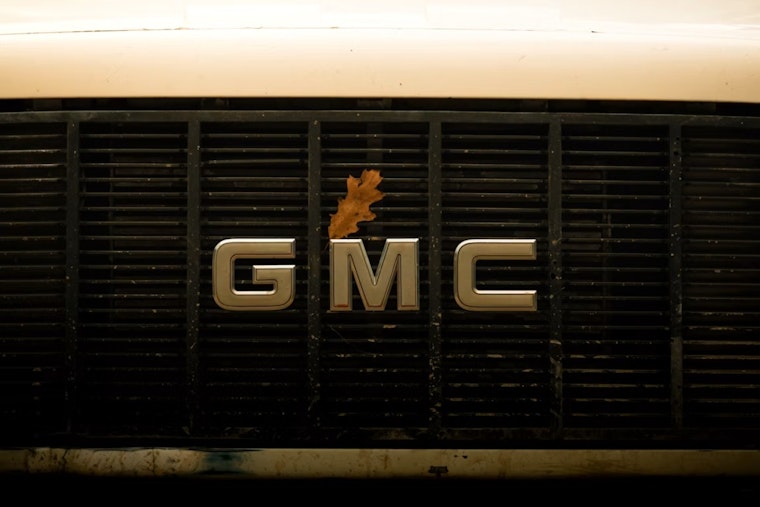 Federal Probe of Nearly 1 Million GM Trucks Widens After Engines Fail Post-Recall